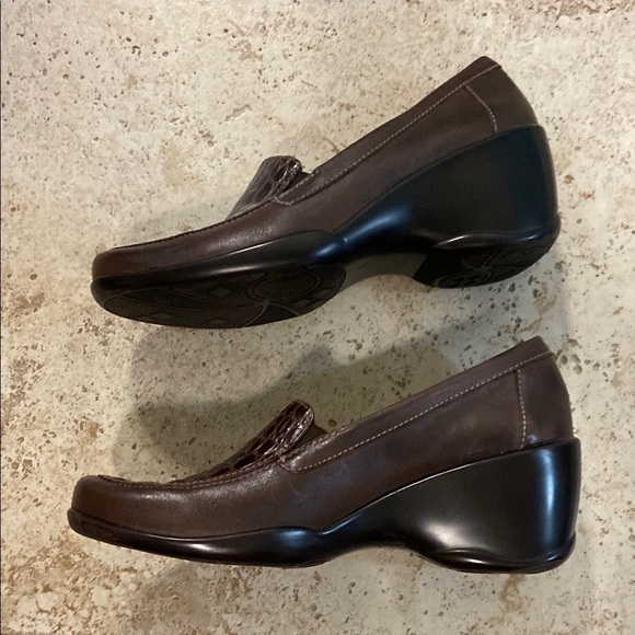 NWOB Naturalizer Loafers - Picture 5 of 7